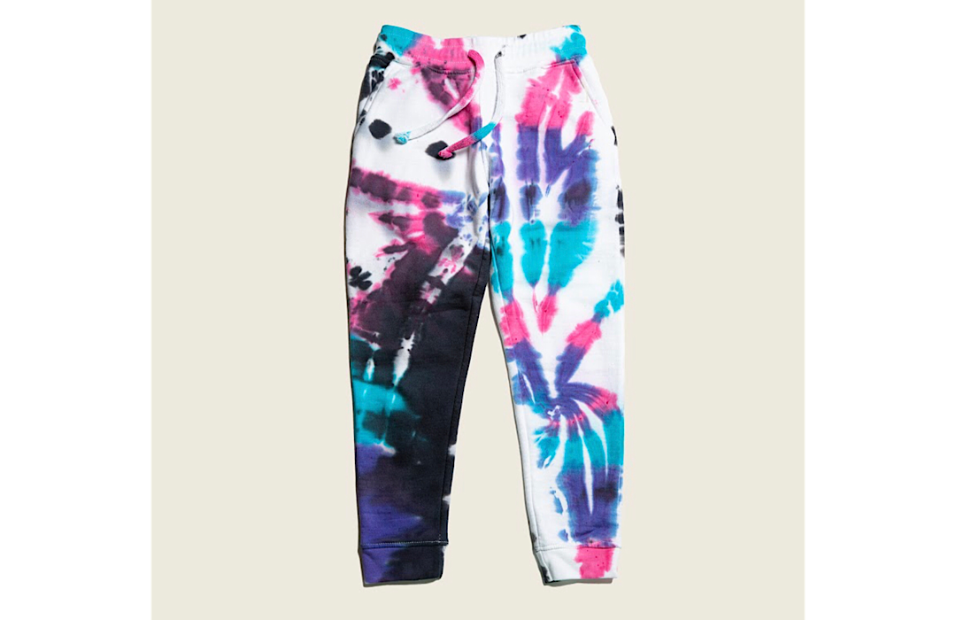 Kids tie dye joggers in space colors